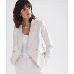 White House Black Market NWT 2 button studio blazer Size 6